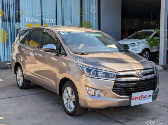 Toyota Innova 2.0V 2019 - 7 chỗ đích thực có xuất hóa đơn