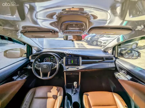 Toyota Innova 2.0V 2019 - 7 chỗ đích thực có xuất hóa đơn