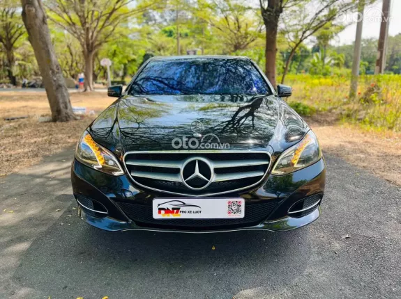 Mercedes-Benz E250 2015 - Nội thất Nâu phối Kem