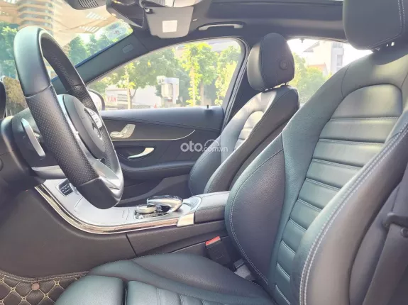 Mercedes-Benz C300 2021 - Mercedes c300 sane xuất 2021 màu đỏ nt đen