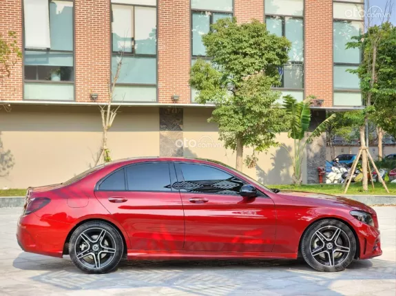 Mercedes-Benz C300 2021 - Mercedes c300 sane xuất 2021 màu đỏ nt đen