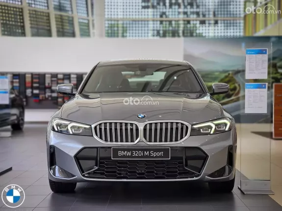 BMW 320i 2023 - [320i M Sport] ƯU ĐÃI ĐẶC BIỆT FULL TIỀN MẶT + BHVC + 3 NĂM BẢO DƯỠNG | CỌC LẤY XE NGAY THÁNG 5/2024