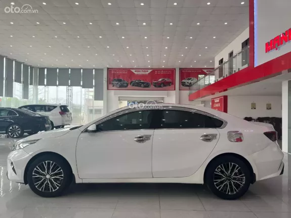 Kia K3 1.6 Premium 2021 - 565 triệu