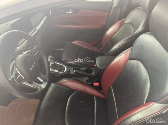 Kia K3 1.6 Premium 2021 - 565 triệu