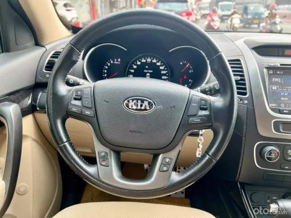 Kia Sorento 2.4AT 2018 - Giá 540 TR