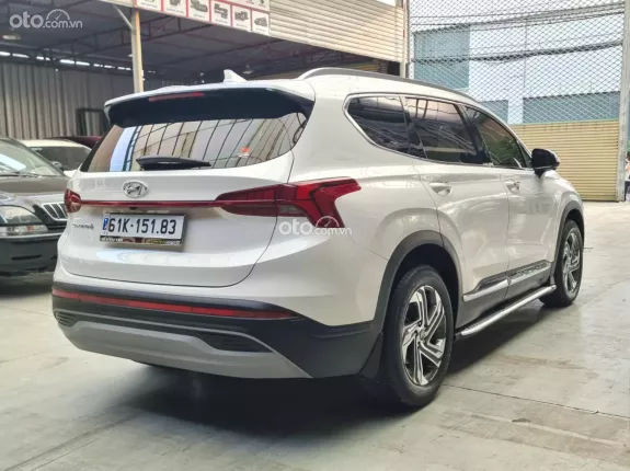 Hyundai Santa Fe 2.4L Xăng Tiêu chuẩn 2022 - Odo 3 vạn, cực đẹp, hỗ trợ góp