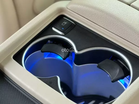 Mercedes-Benz V250 AMG 2020 - Mercedes V250 AMG 2020