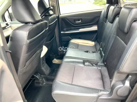 Toyota Veloz Cross 1.5 CVT 2022 - Xe đẹp nguyên zin keo chỉ, Giá rẻ mà chất lượng xe mới