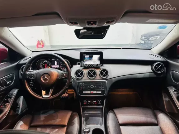 Mercedes-Benz CLA 200 2017 - Gía 660 triệu