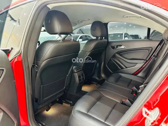 Mercedes-Benz CLA 200 2017 - Gía 660 triệu