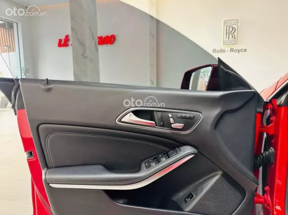 Mercedes-Benz CLA 200 2017 - Gía 660 triệu