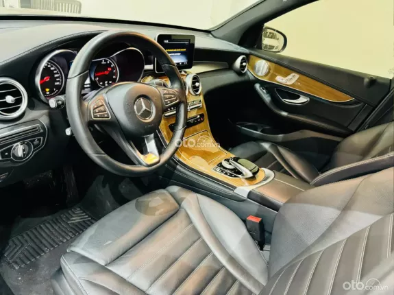 Mercedes-Benz GLC 250 2018 - 1 tỷ 155 triệu