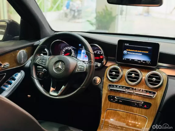 Mercedes-Benz GLC 250 2018 - 1 tỷ 155 triệu