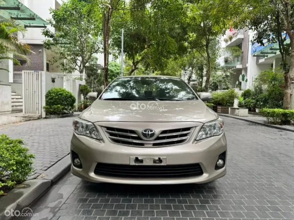 Toyota Corolla Altis 1.8 CVT 2013 - Xe chất giá tốt nhất
