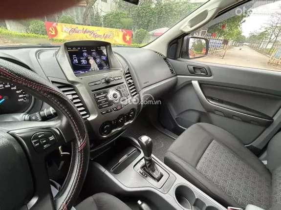 Ford Ranger XLS 2.2 4x2 AT 2016 - Giá bán 440 triệu