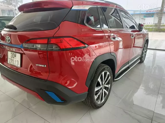 Toyota Corolla Cross 1.8 HV 2021 - Giá 820 triệu