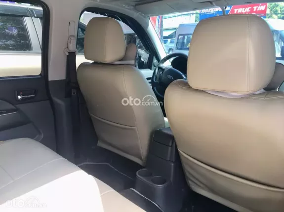 Ford Everest 2.5 MT 2013 - FORD EVEREST 2.5M Model 2014 số sàn_xe 1 chủ đi rất giữ gìn