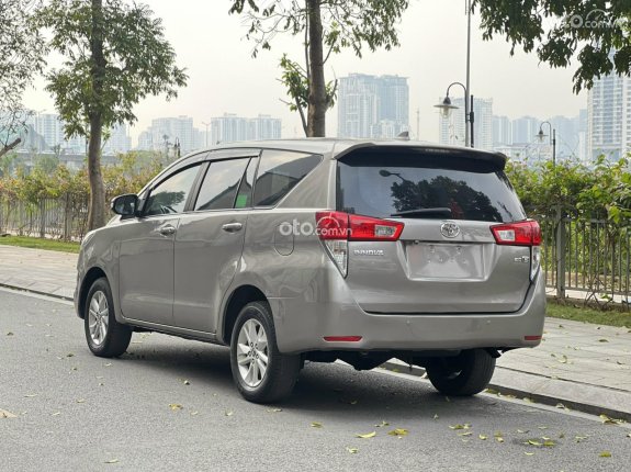 Toyota Innova 2.0E 2018 - Bán Inova 2018 E đi 80000 km xe đẹp xuất sắc