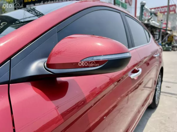 Hyundai Elantra   2.0 AT 2021 - Giá 495 TR