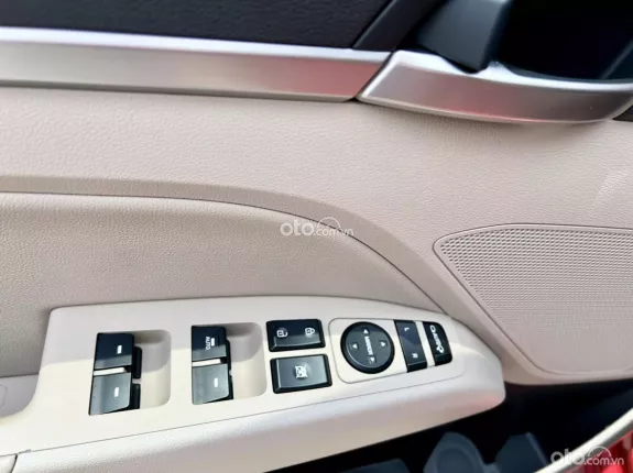 Hyundai Elantra   2.0 AT 2021 - Giá 495 TR
