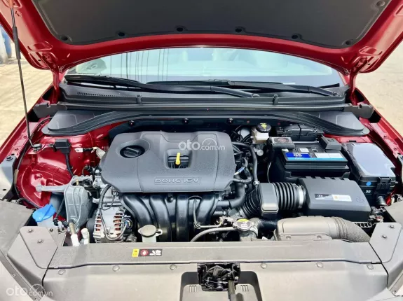 Hyundai Elantra   2.0 AT 2021 - Giá 495 TR