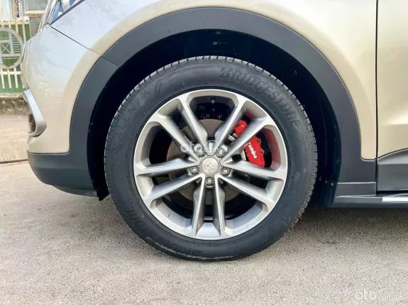 Hyundai Santa Fe 2.4L Xăng Đặc biệt 2018 - Giá 690 TR