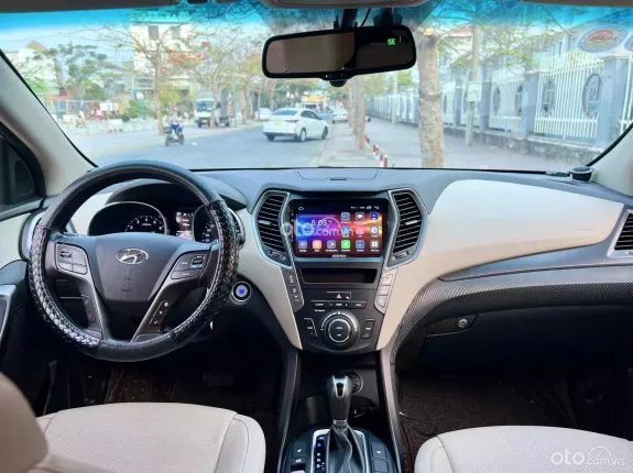 Hyundai Santa Fe 2.4L Xăng Đặc biệt 2018 - Giá 690 TR