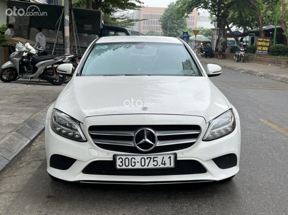 Mercedes-Benz C200 2019 - Xe nguyên bản, cam kết chất lượng