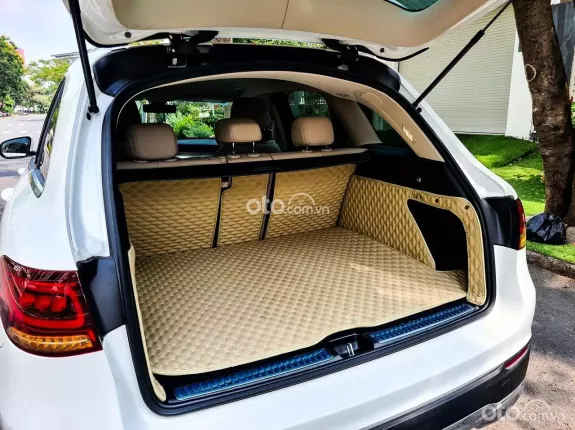 Mercedes-Benz GLC 200 2022 - Chạy được 21.000 miles