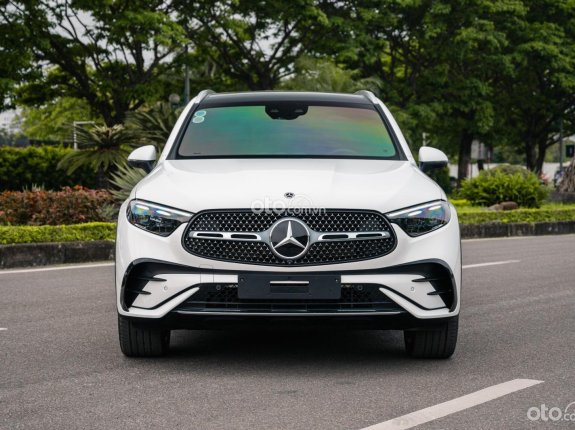 Mercedes-Benz GLC 300 2023 - Đăng kí 11/2023