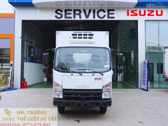 Isuzu QKR 270 2024 - Xe Tải ISUZU QKR270 Đông lạnh Tải 2.5T Dài 4m3