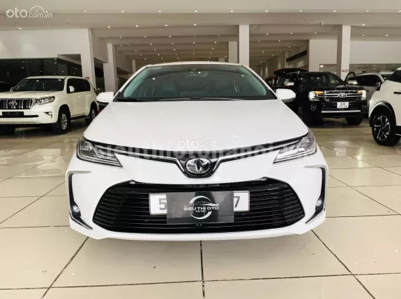 Toyota Corolla Altis 1.8 V 2022 - Xe màu trắng cực đẹp, nhập Thái Lan, bản full option được trang bị đầy đủ