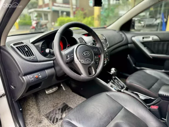 Kia Cerato 2010 - Bảo dưỡng đầy đủ giá tốt