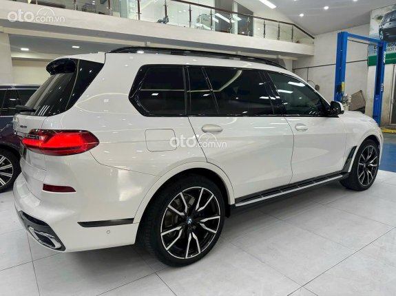 BMW X7 xDrive40i 2020 - Pure Excellence