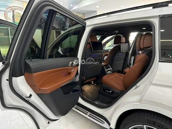 BMW X7 xDrive40i 2020 - Pure Excellence