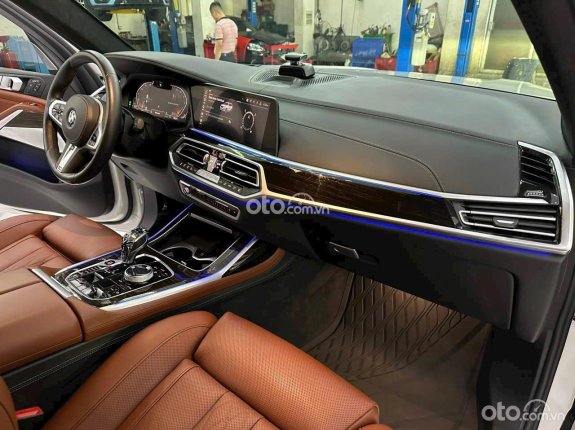 BMW X7 xDrive40i 2020 - Pure Excellence