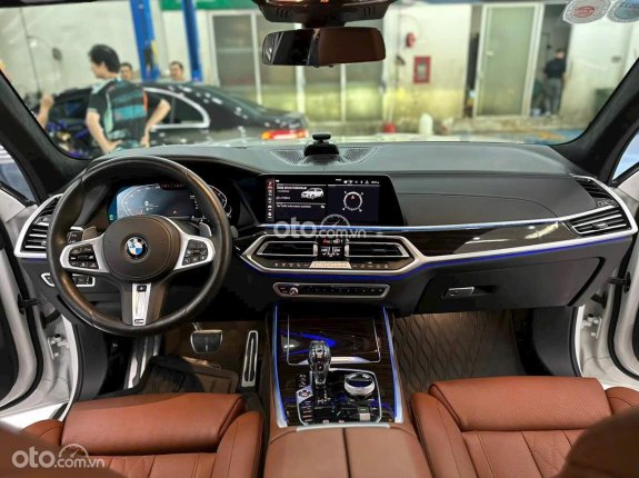 BMW X7 xDrive40i 2020 - Pure Excellence