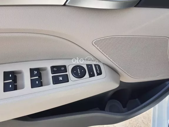 Hyundai Elantra 1.6 AT Đặc biệt 2021 - HỖ TRỢ BANK 70% - GIÁ CÓ THƯƠNG LƯỢNG THÊM