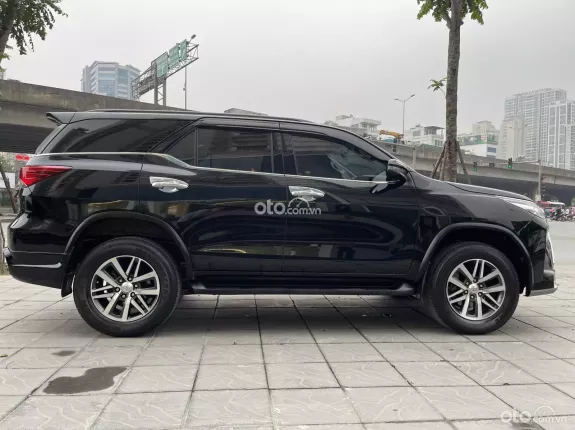 Toyota Fortuner 2.7 V 4X2 AT 2018 - GIÁ 765 TR