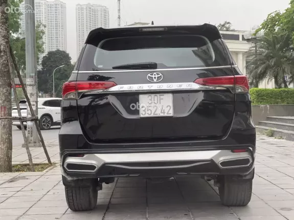 Toyota Fortuner 2.7 V 4X2 AT 2018 - GIÁ 765 TR