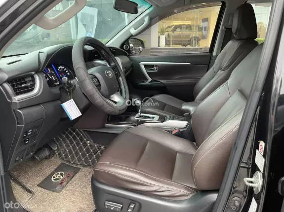 Toyota Fortuner 2.7 V 4X2 AT 2018 - GIÁ 765 TR