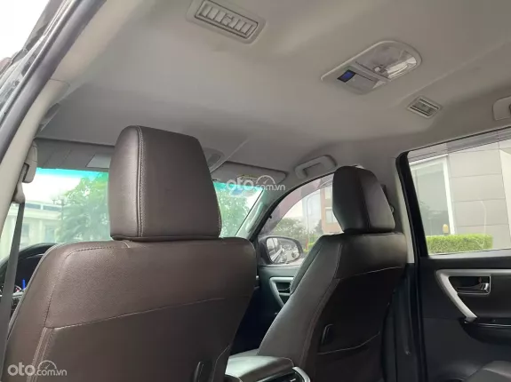 Toyota Fortuner 2.7 V 4X2 AT 2018 - GIÁ 765 TR