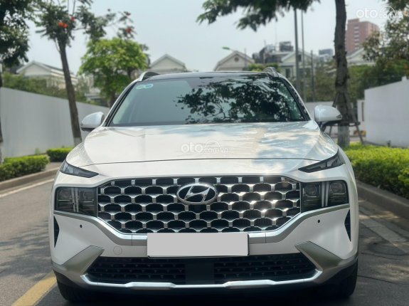 Hyundai Santa Fe 2.2 Dầu Cao cấp 2022 - Xe đẹp như mới, trang bị full option