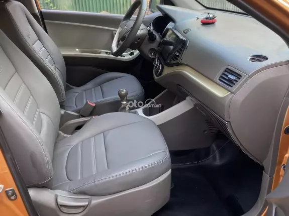 Kia Morning Si 1.25 MT 2015 - Gia chủ đi rất giữ gìn