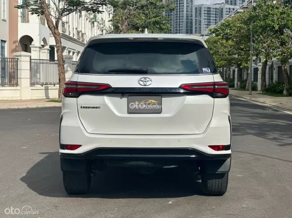 Toyota Fortuner 2.4 AT 4x2 Legender 2022 - ĐÃ KIÊM TRA TOÀN BỘ 176 HẠNG MỤC - TOÀN BỘ BẢO TRÌ BẢO DƯỠNG TẠI HÃNG - XEM XE TPHCM