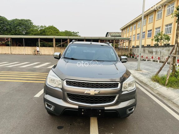 Chevrolet Colorado LTZ 2.8 MT 4x4 2013 - Bán xe Chovrolet Colorado bản LTZ 2 cầu số sàn đời 2013