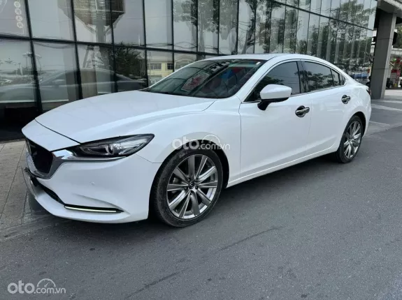 Mazda 6 2.5L Signature Premium 2021 - MAZDA 5 2021 SIGNATURE PRENIUM_Bản full có gói tùy chọn cao cấp