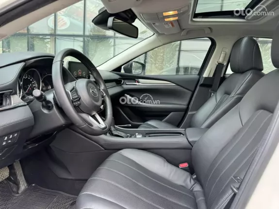 Mazda 6 2.5L Signature Premium 2021 - MAZDA 5 2021 SIGNATURE PRENIUM_Bản full có gói tùy chọn cao cấp