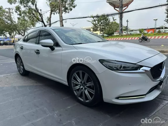 Mazda 6 2.5L Signature Premium 2021 - MAZDA 5 2021 SIGNATURE PRENIUM_Bản full có gói tùy chọn cao cấp