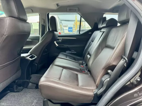 Toyota Fortuner 2.7 V 4X2 AT 2018 - Xuất hóa đơn cao